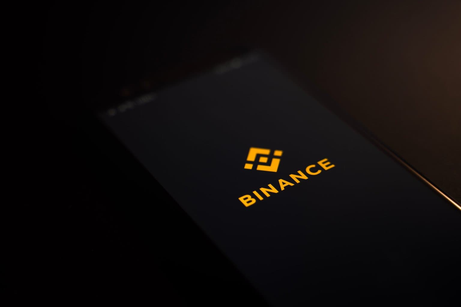 binance, cyptrocurrency, crypto, social media, uk government, regulation, us government